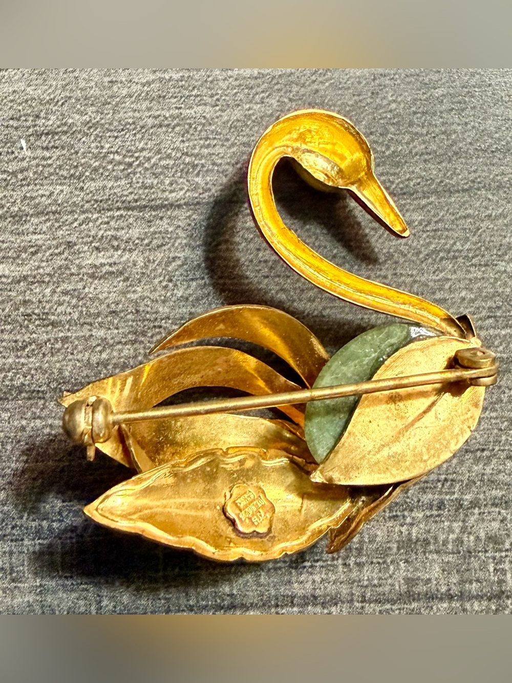 Vintage swan brooch - Picture 2 of 4